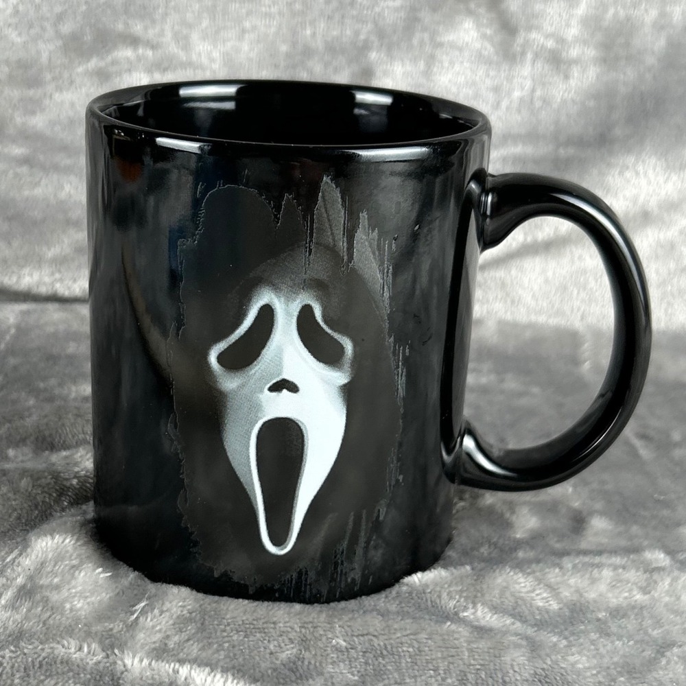 Ghost Face Scream Horror Movie Black Ceramic Coffee Mug Bioworld  Cup NEW